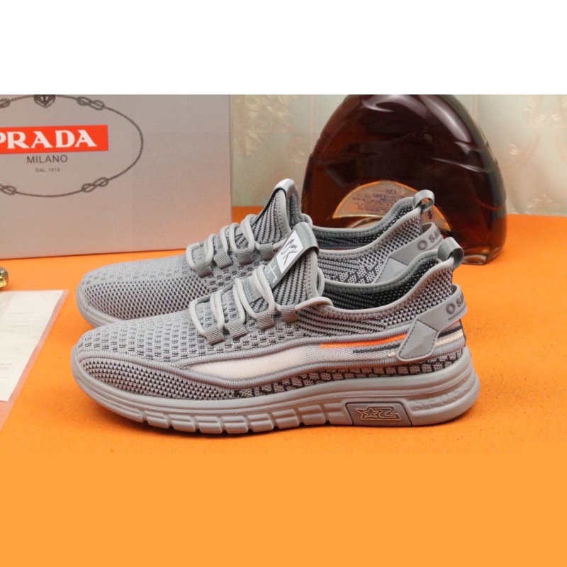 Pra*a casual shoes